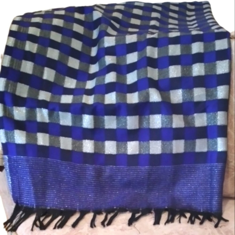 Blue and Sequins Silver Throw
